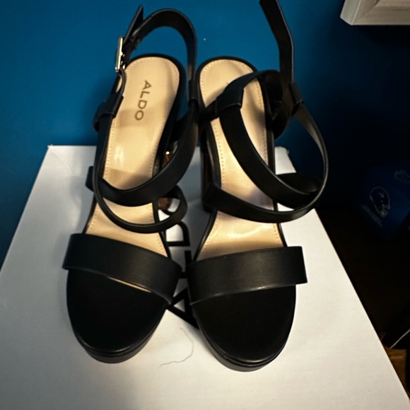 Aldo’s Digallon strappy heel sandals - Picture 4 of 6